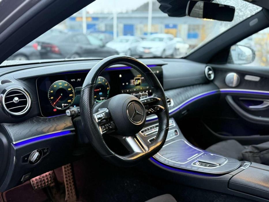 MERCEDES-BENZ E 2021