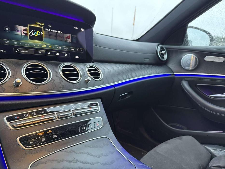 MERCEDES-BENZ E 2021