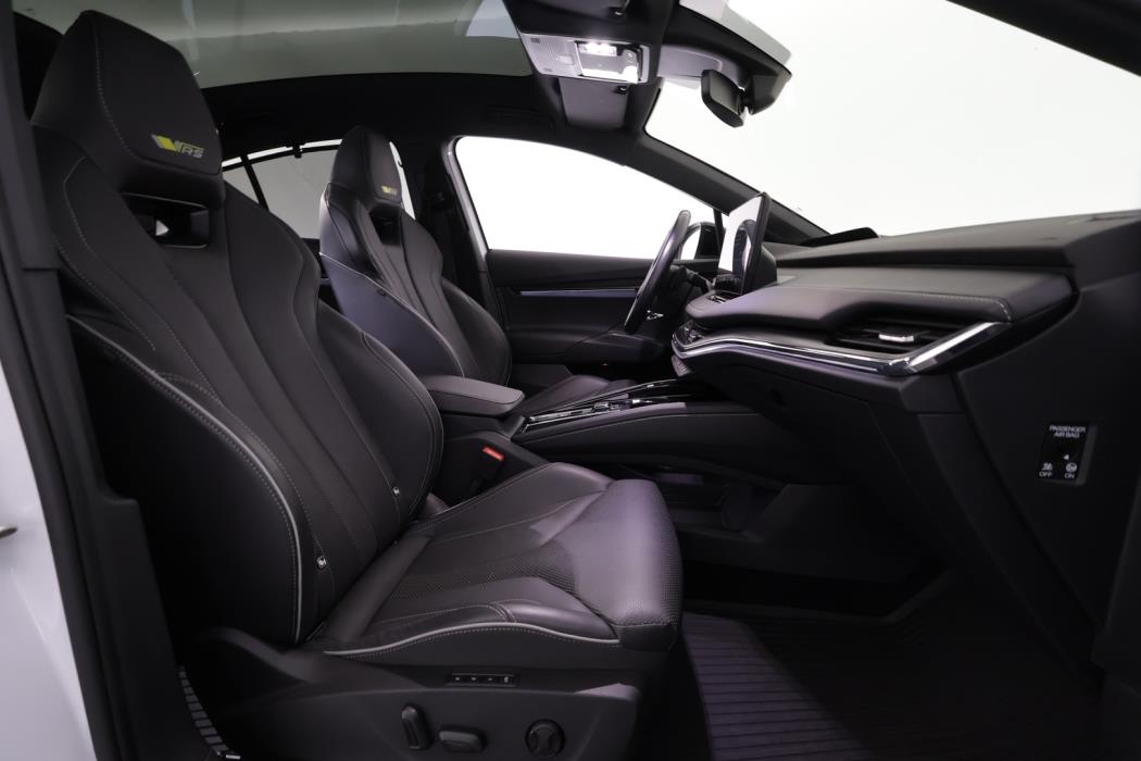 SKODA Enyaq 2023