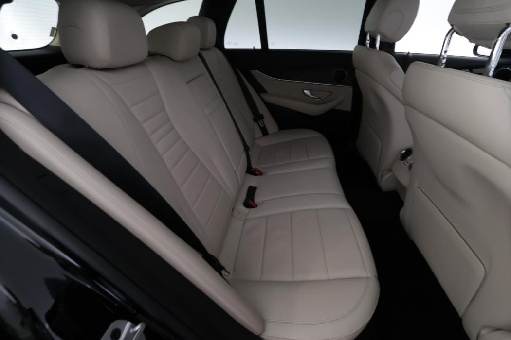 MERCEDES-BENZ E 2019