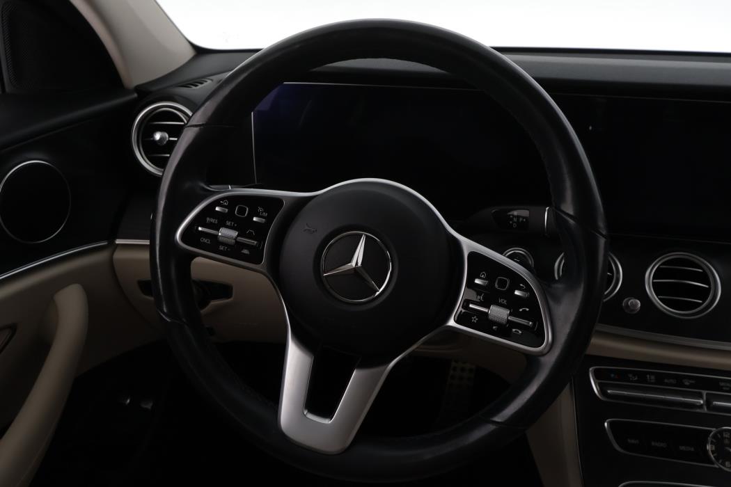 MERCEDES-BENZ E 2019