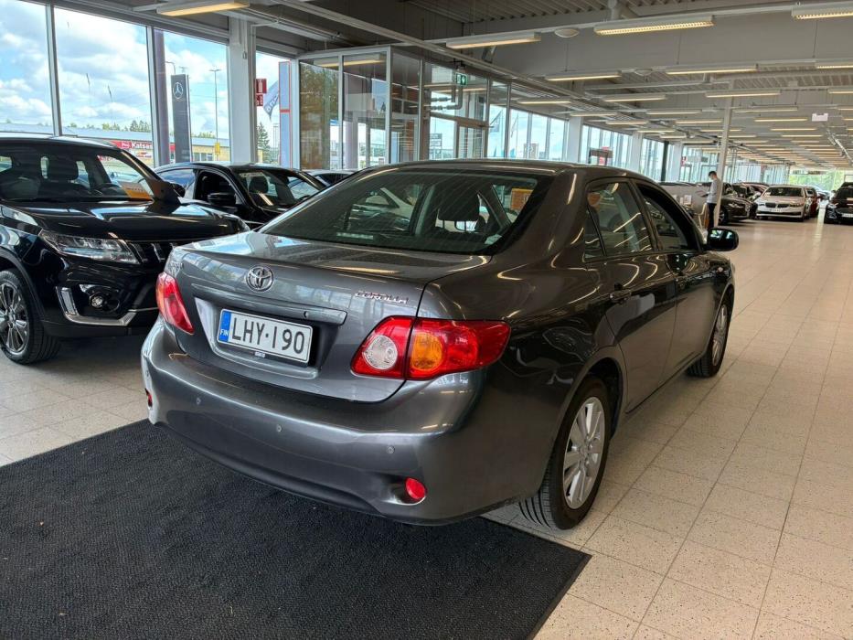 TOYOTA Corolla 2007