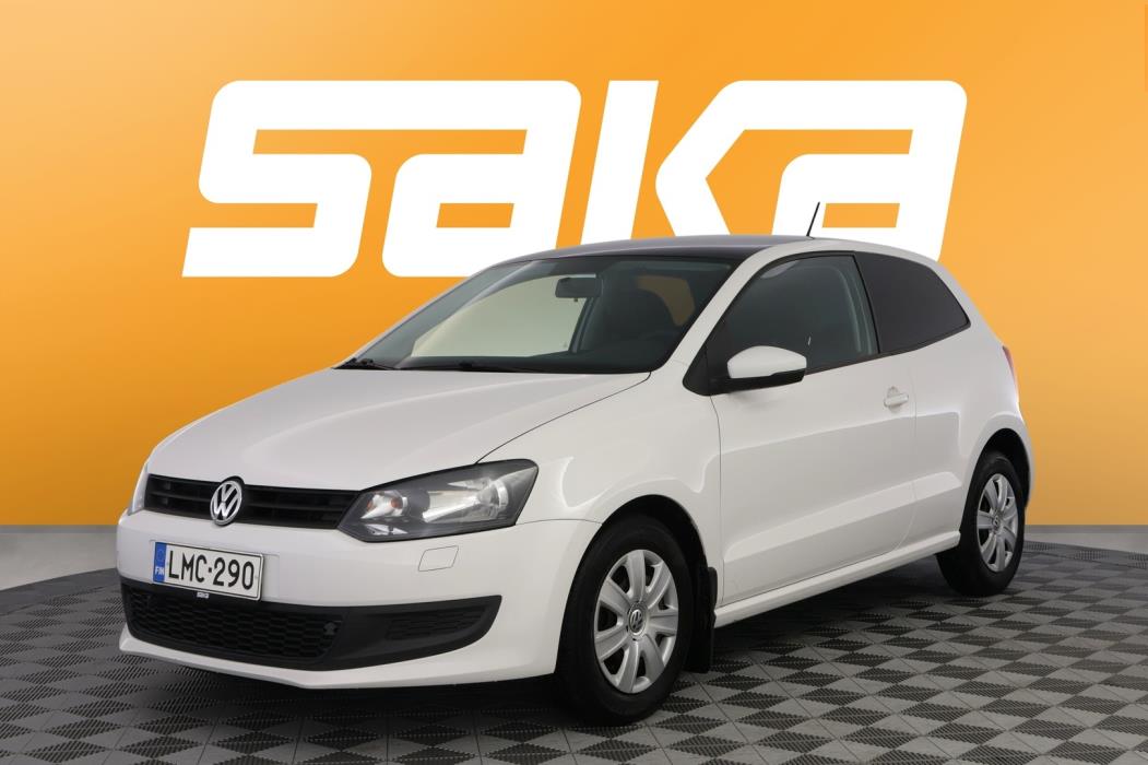 VOLKSWAGEN Polo 2014