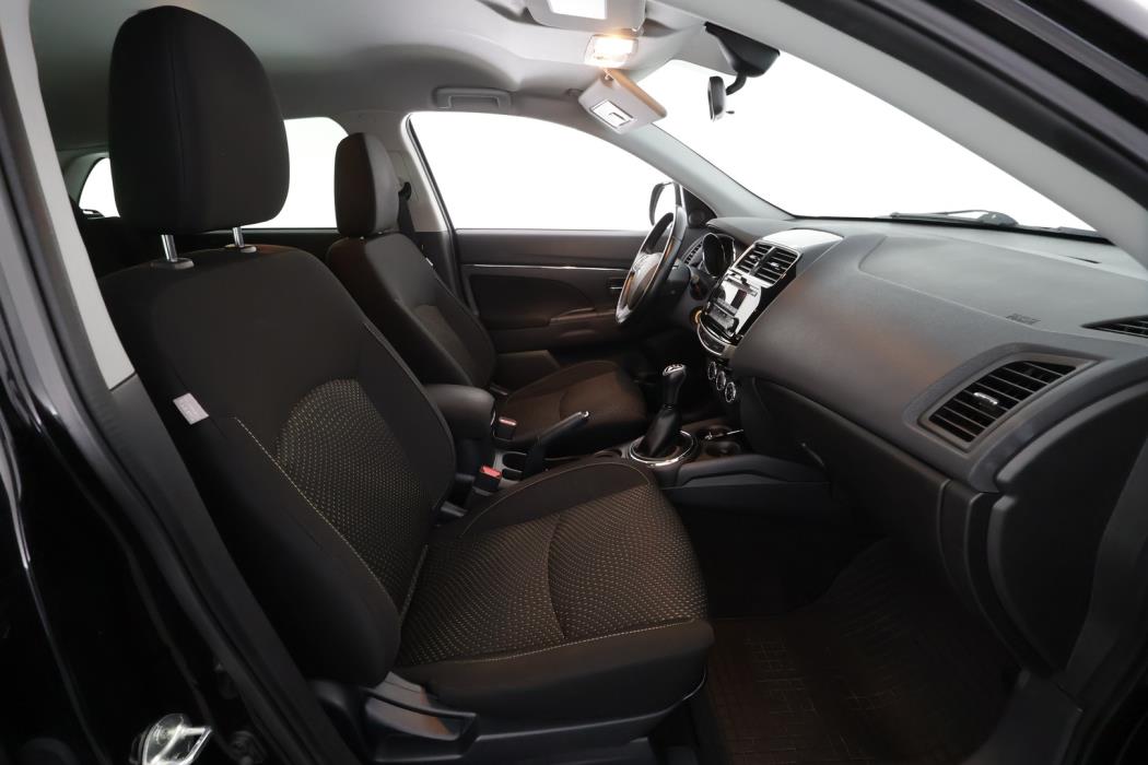 MITSUBISHI ASX 2015