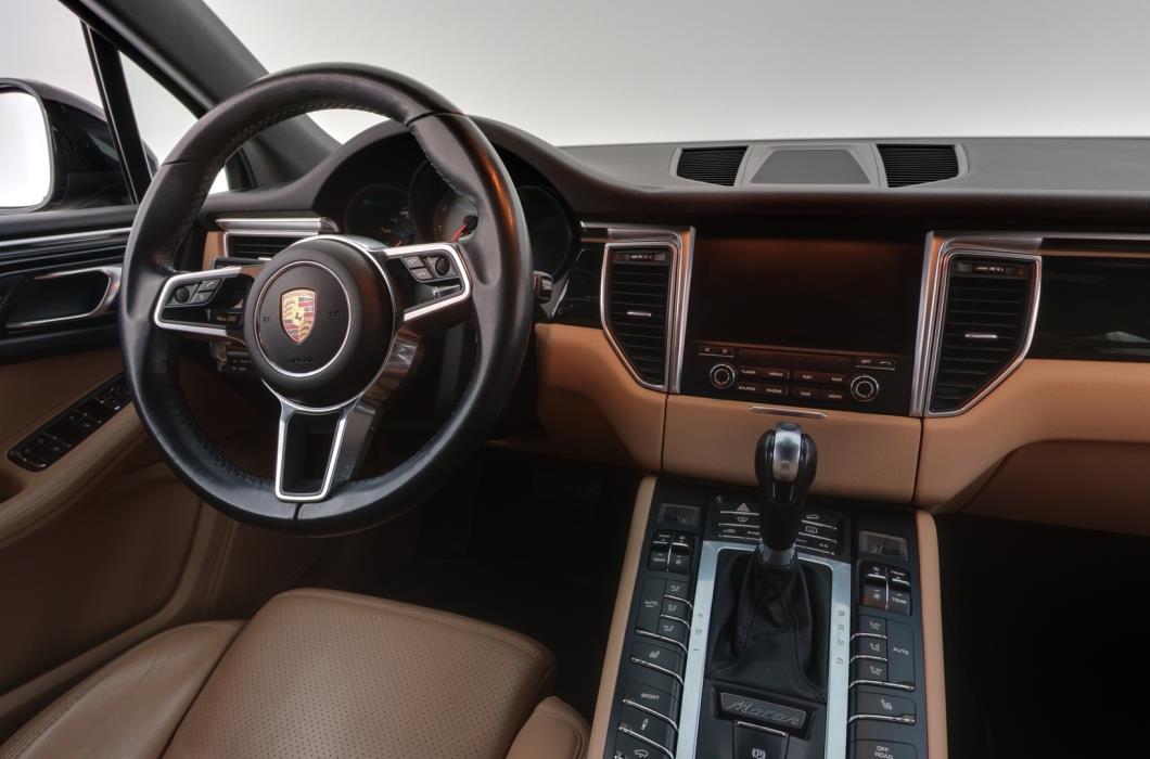 PORSCHE Macan 2017