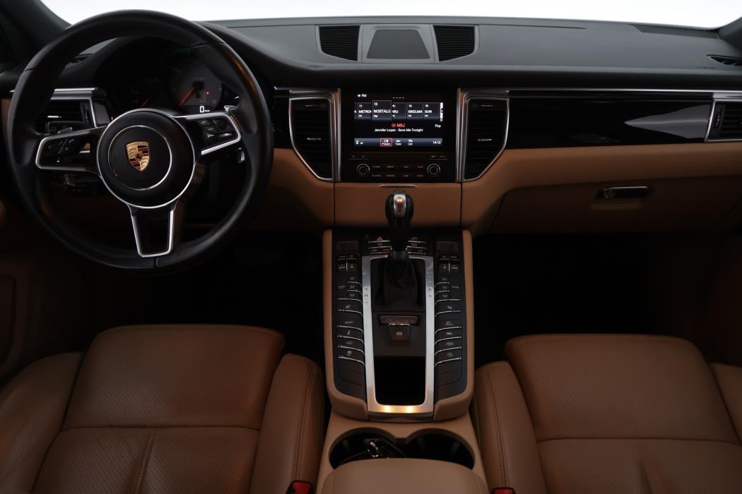 PORSCHE Macan 2017