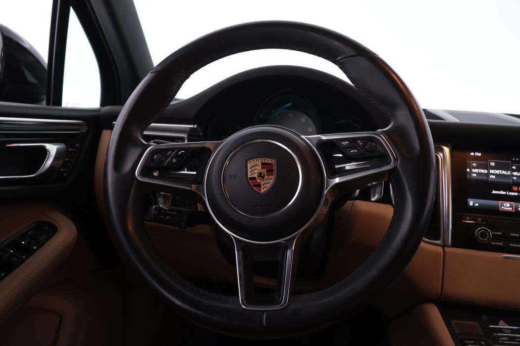 PORSCHE Macan 2017