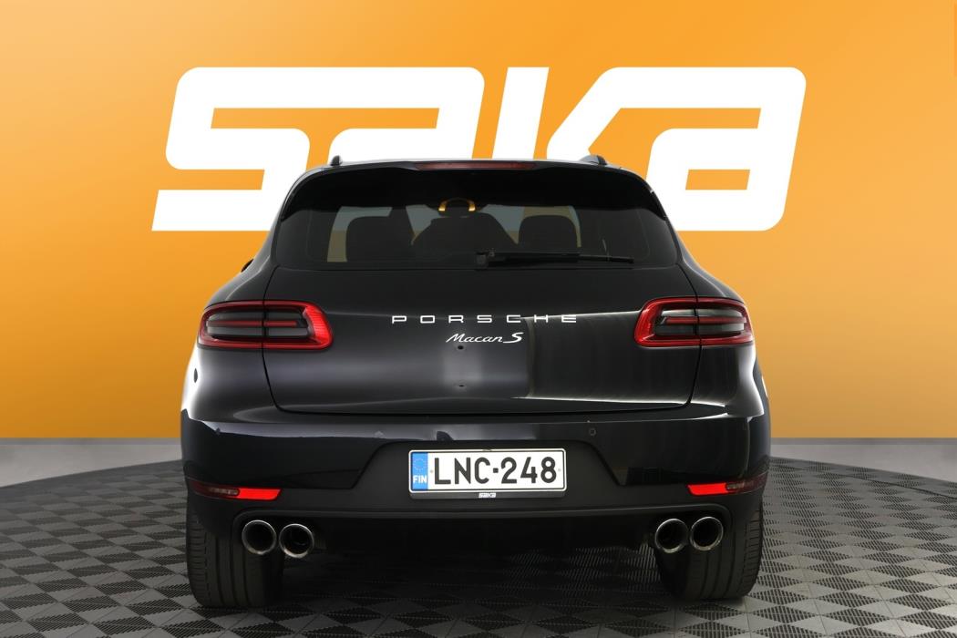 PORSCHE Macan 2017