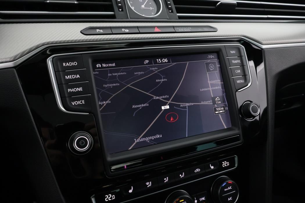 VOLKSWAGEN Passat 2016