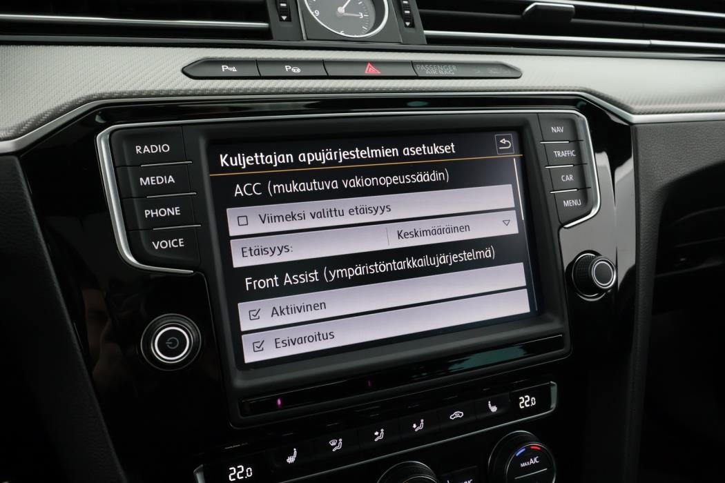 VOLKSWAGEN Passat 2016