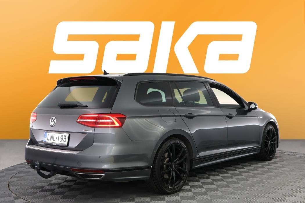 VOLKSWAGEN Passat 2016