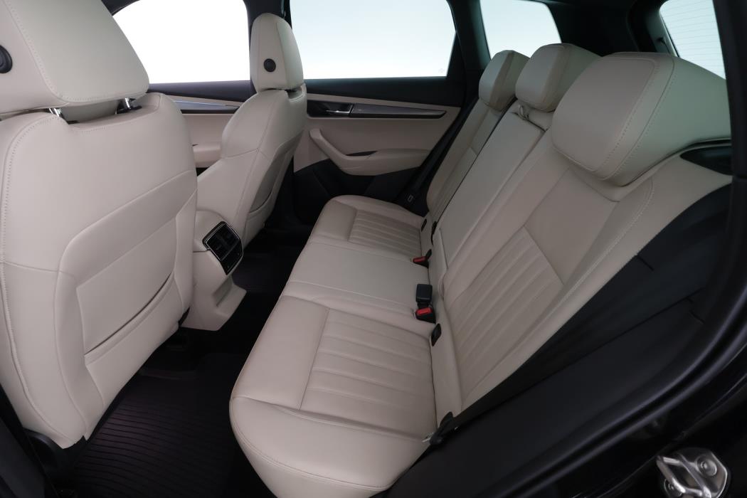 SKODA Karoq 2019