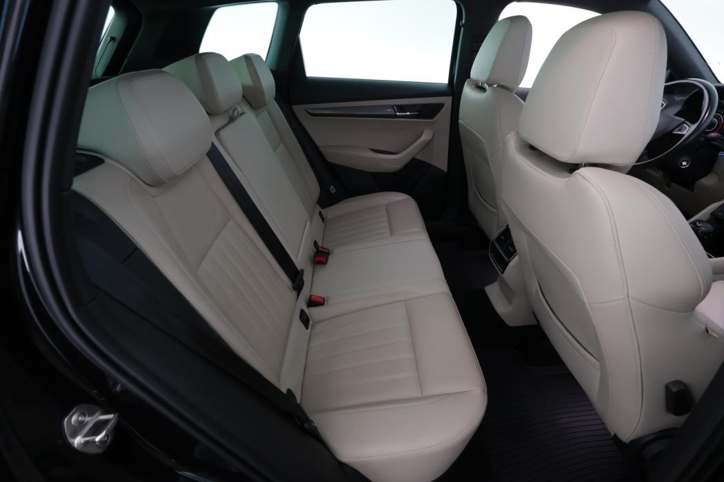 SKODA Karoq 2019