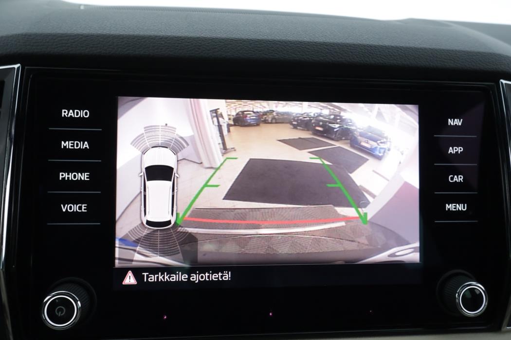 SKODA Karoq 2019