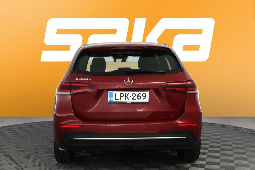 MERCEDES-BENZ B 2021