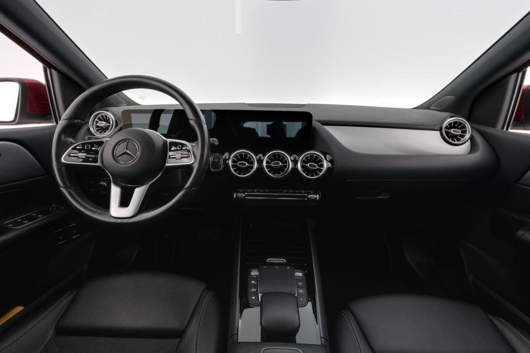 MERCEDES-BENZ B 2021