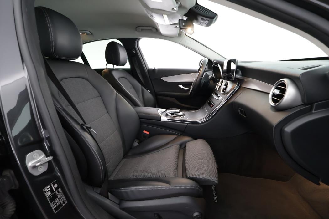 MERCEDES-BENZ C 2021