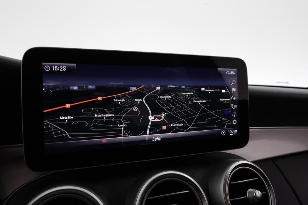 MERCEDES-BENZ C 2021