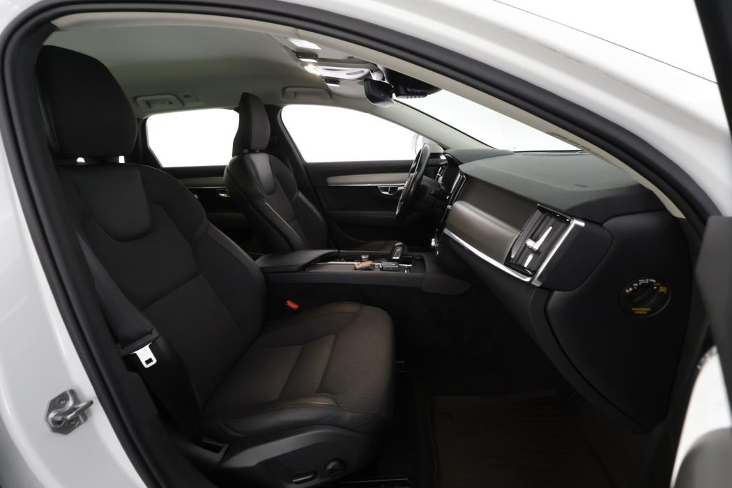 VOLVO V90 Cross Country 2021