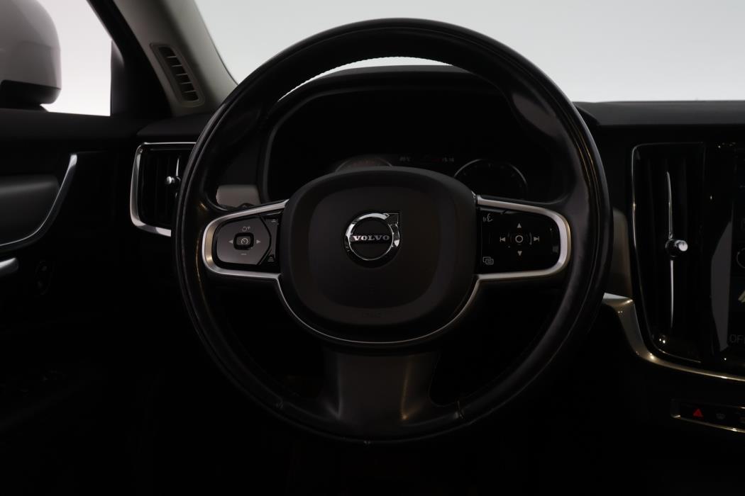 VOLVO V90 Cross Country 2021