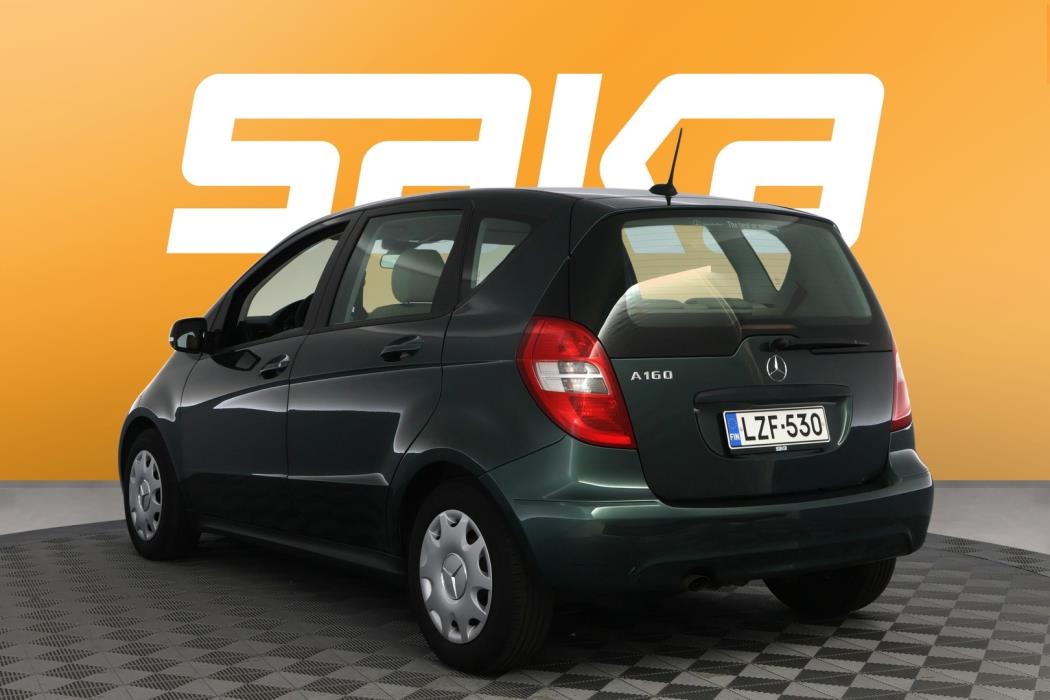 MERCEDES-BENZ A 2010