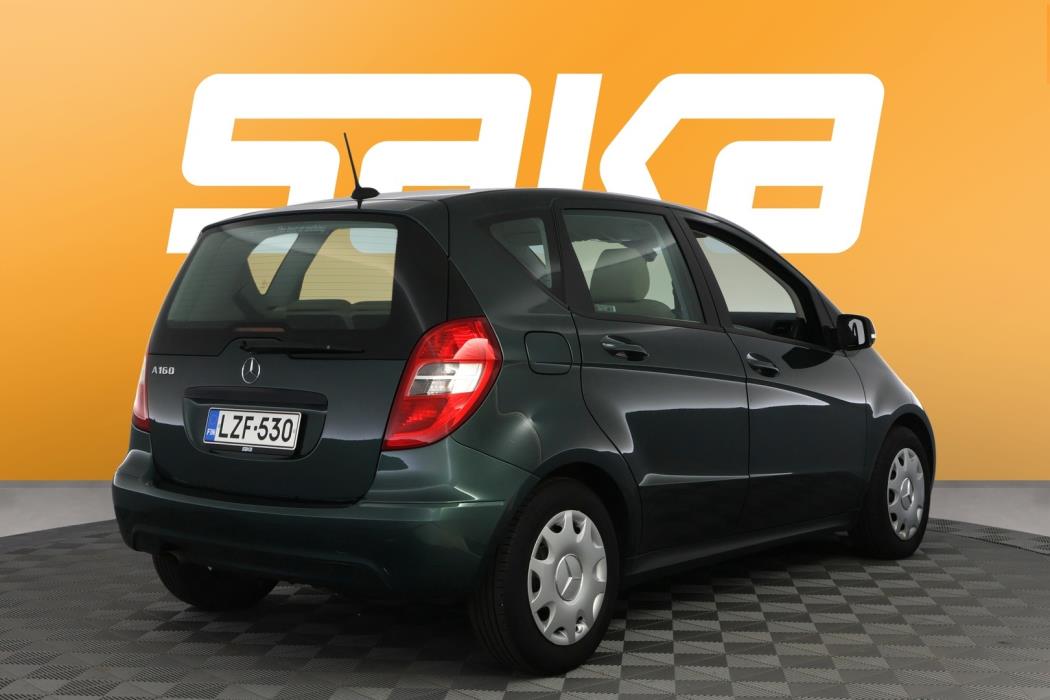 MERCEDES-BENZ A 2010