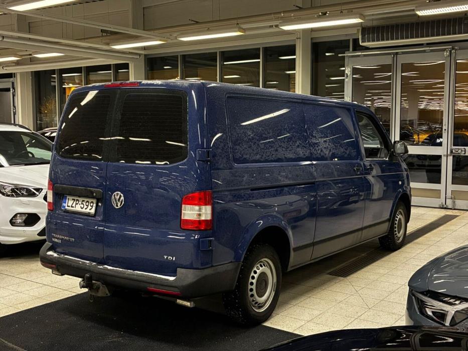 VOLKSWAGEN Transporter 2011