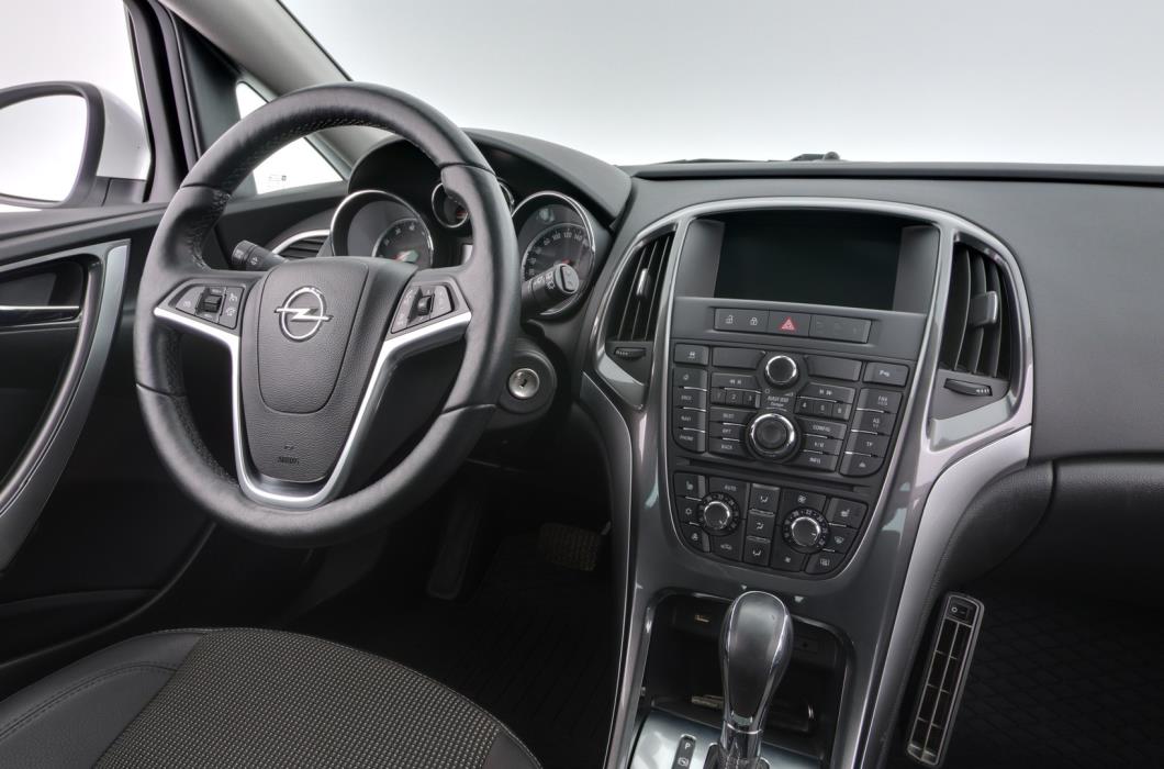 OPEL Astra 2014