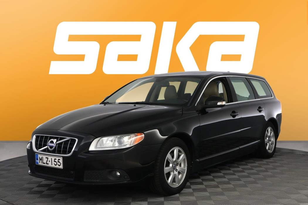 VOLVO V70 2011