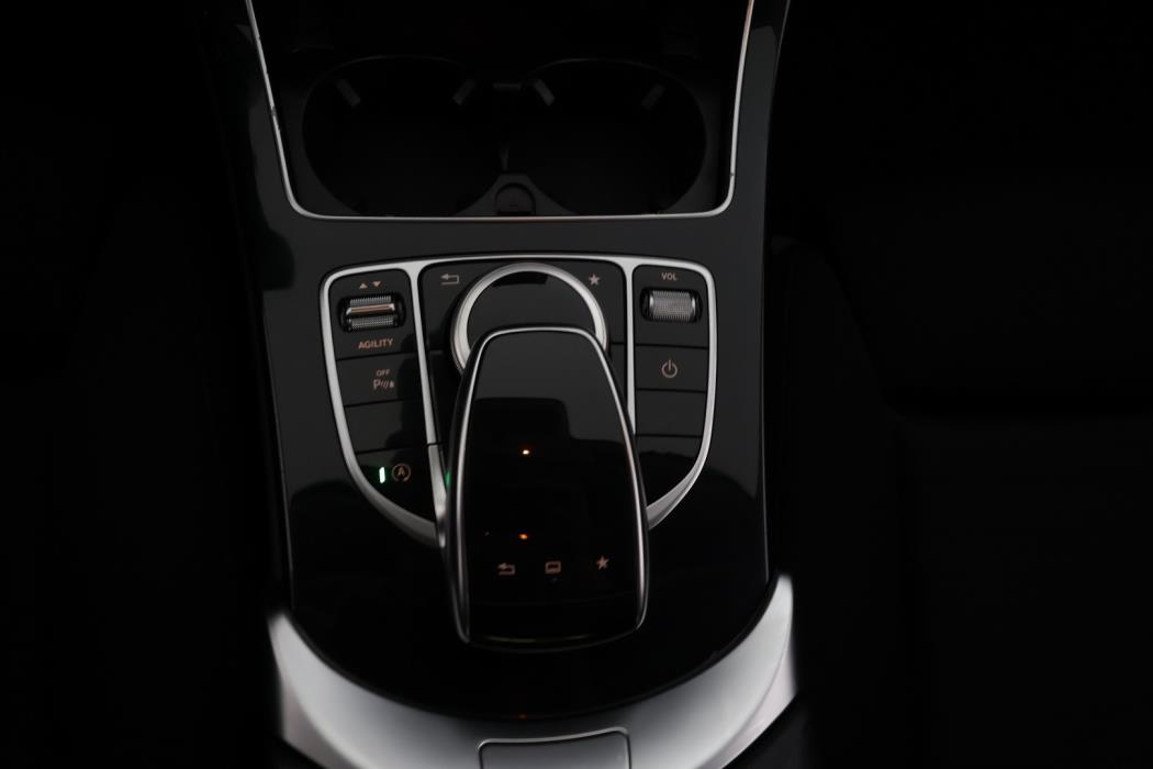 MERCEDES-BENZ C 2015