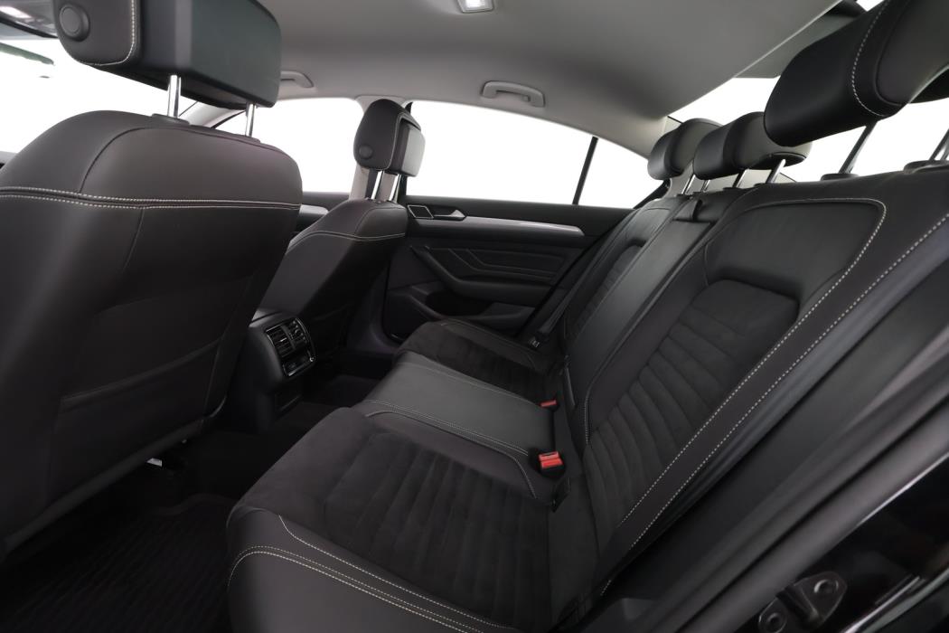 VOLKSWAGEN Passat 2020