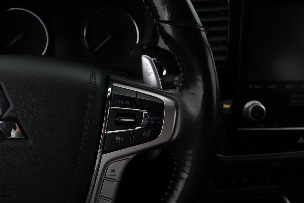 MITSUBISHI Outlander PHEV 2020