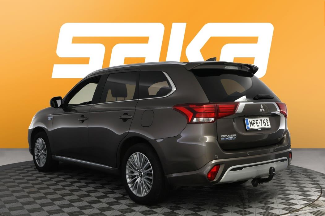 MITSUBISHI Outlander PHEV 2020