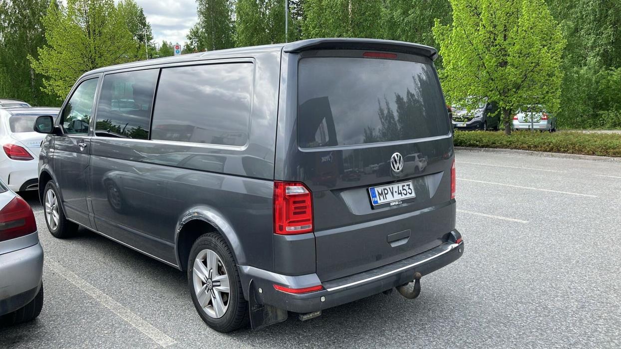 VOLKSWAGEN TRANSPORTER 2017