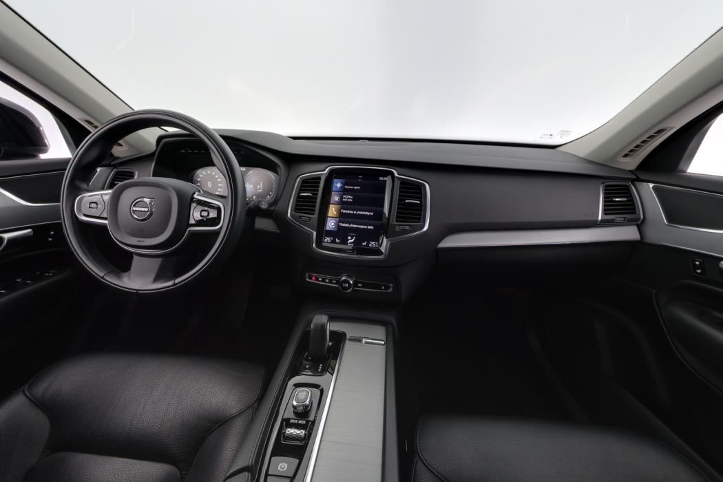 VOLVO XC90 2021