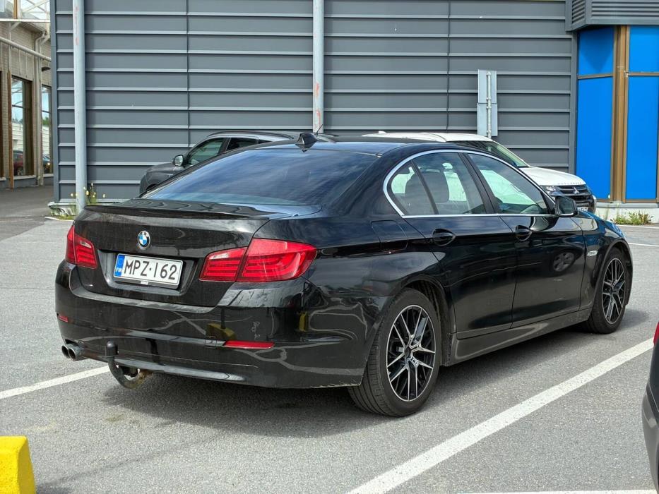BMW 520 2013