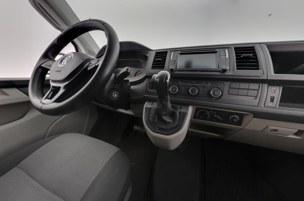 VOLKSWAGEN Transporter 2018