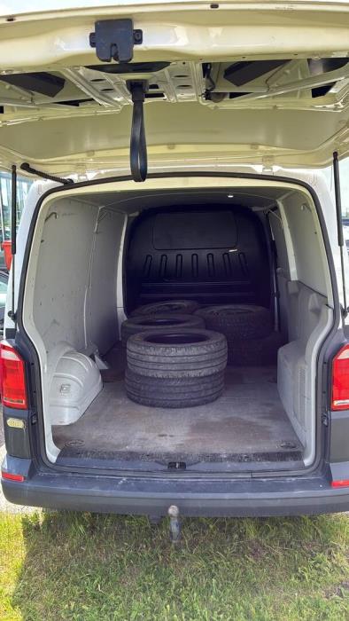 VOLKSWAGEN Transporter 2018