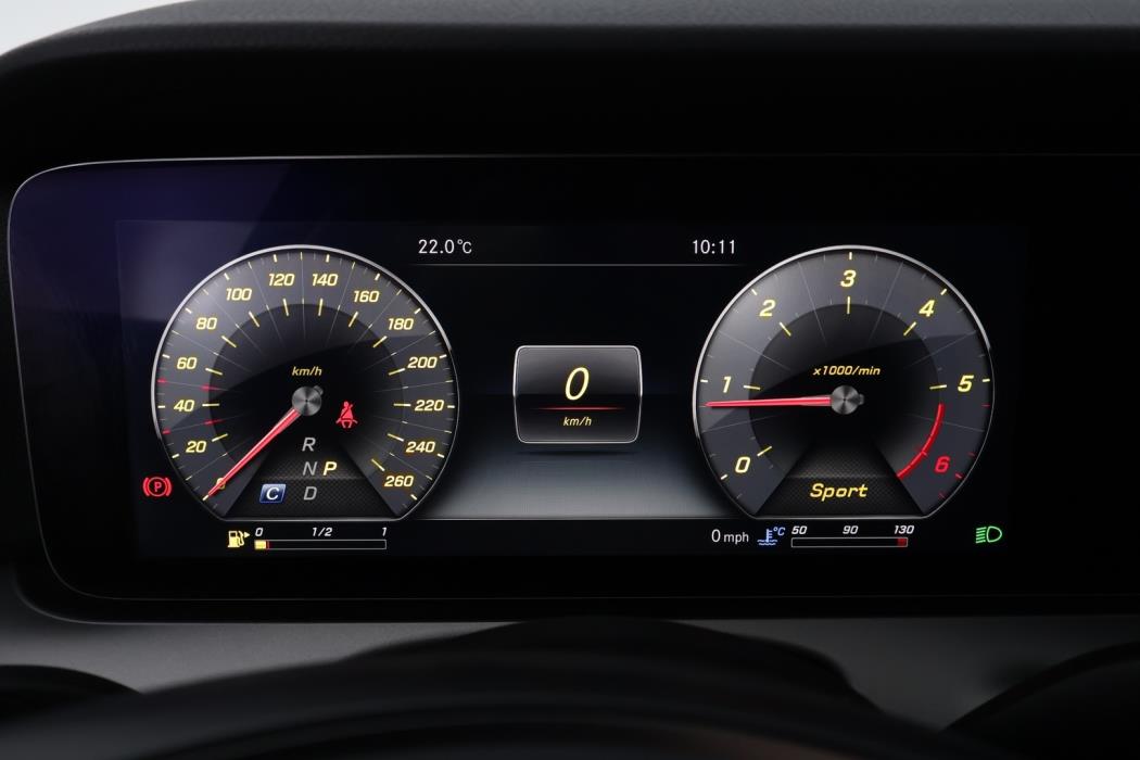 MERCEDES-BENZ E 2018