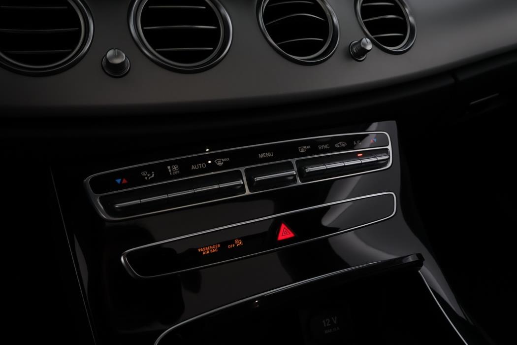 MERCEDES-BENZ E 2018