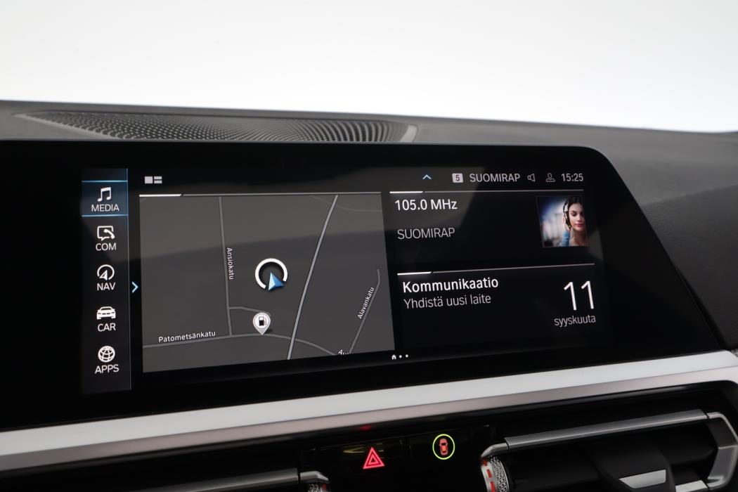 BMW 330 2019