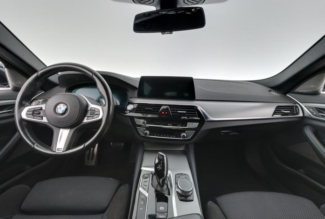 BMW 530 2019