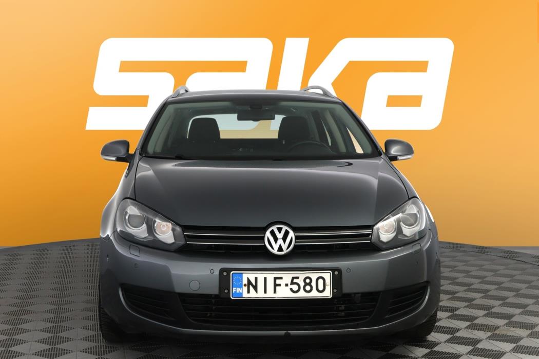 VOLKSWAGEN Golf 2011