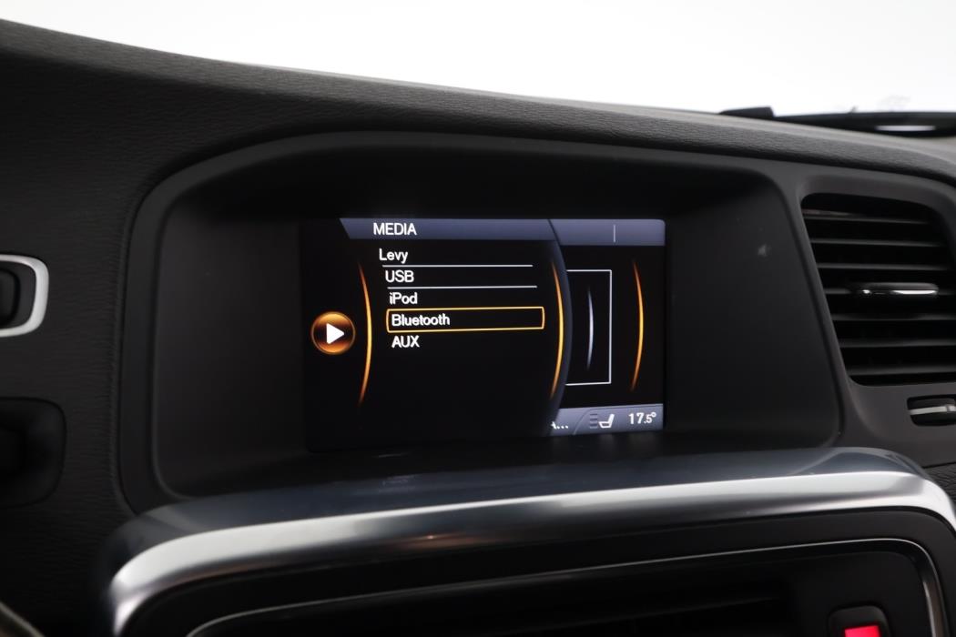 VOLVO V60 2014