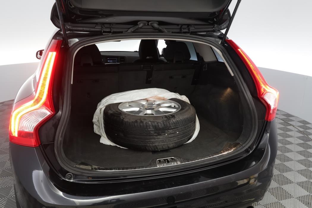 VOLVO V60 2014