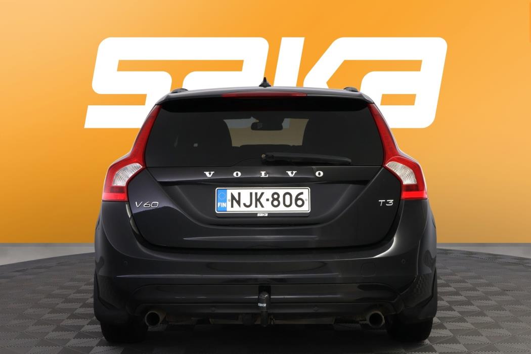 VOLVO V60 2014