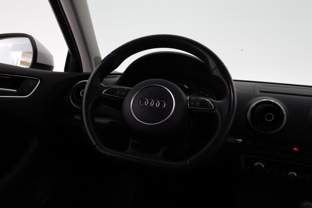 AUDI A3 2016