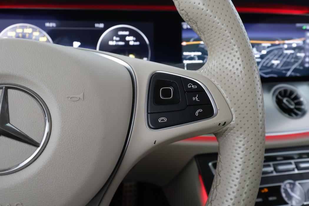MERCEDES-BENZ E 2017