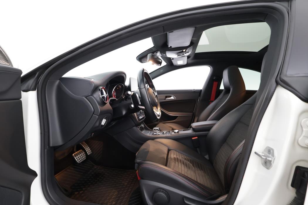 MERCEDES-BENZ CLA 45 AMG 2018