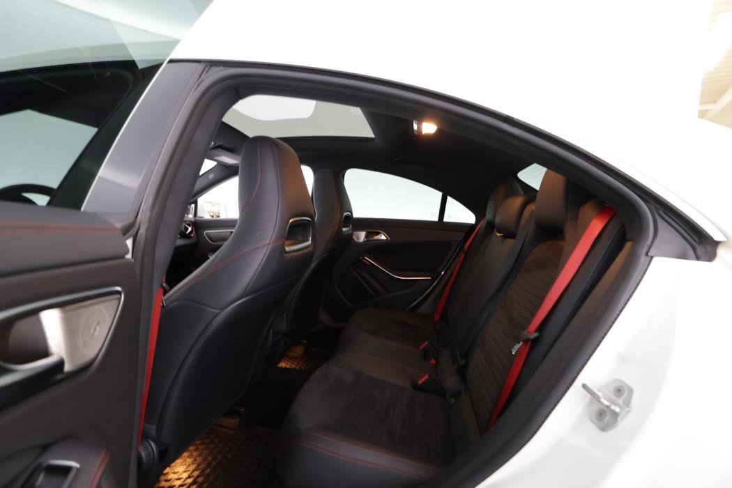 MERCEDES-BENZ CLA 45 AMG 2018